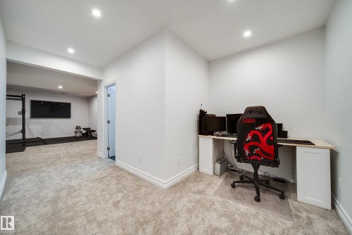 3632 Keswick Boulevard Sw, Edmonton, AB - Indoor