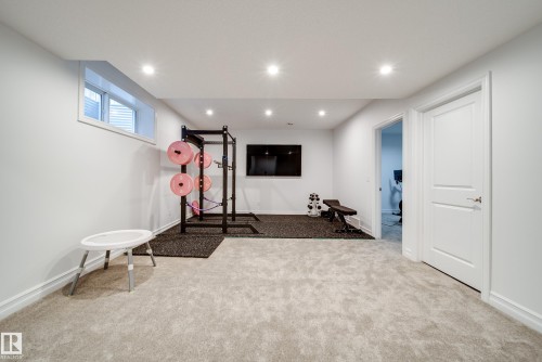 3632 Keswick Boulevard Sw, Edmonton, AB - Indoor