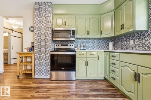 11625 83 Street Nw, Edmonton, AB - Indoor Photo Showing Kitchen