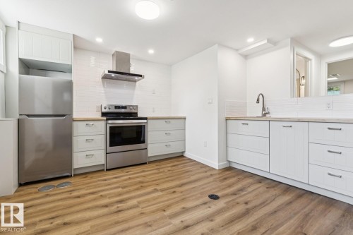 11625 83 Street Nw, Edmonton, AB - Indoor Photo Showing Kitchen With Upgraded Kitchen
