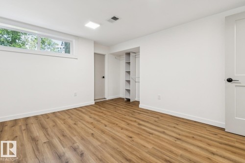 11625 83 Street Nw, Edmonton, AB - Indoor Photo Showing Other Room