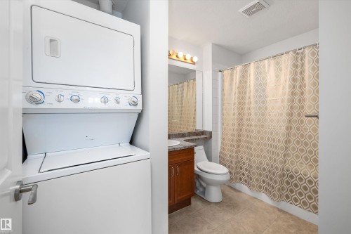 #221 240 Spruce Ridge Rd, Spruce Grove, AB - Indoor Photo Showing Laundry Room