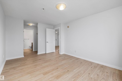 #221 240 Spruce Ridge Rd, Spruce Grove, AB - Indoor Photo Showing Other Room