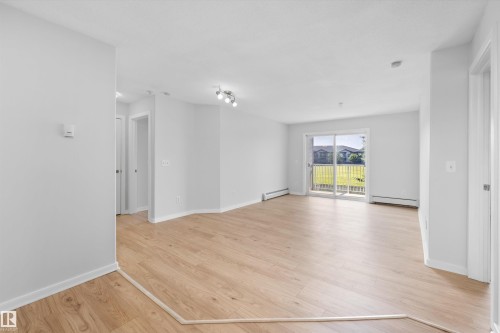 #221 240 Spruce Ridge Rd, Spruce Grove, AB - Indoor Photo Showing Other Room