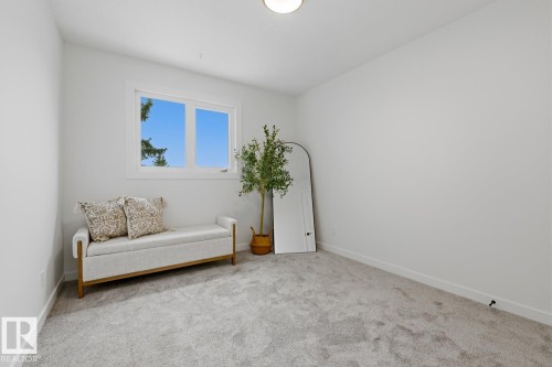 7D Callingwood Court Nw, Edmonton, AB - Indoor