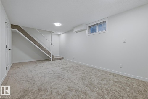 7D Callingwood Court Nw, Edmonton, AB - Indoor Photo Showing Other Room