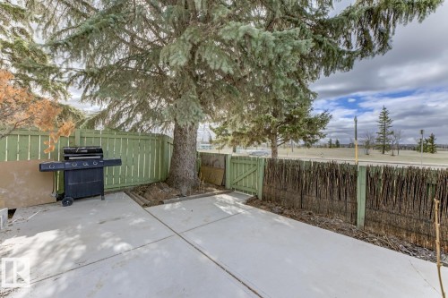 7D Callingwood Court Nw, Edmonton, AB - Outdoor