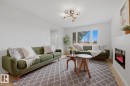 7D Callingwood Court Nw, Edmonton, AB  - Indoor Photo Showing Living Room 