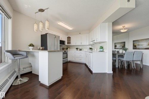 #1003 12319 Jasper Av Nw, Edmonton, AB - Indoor Photo Showing Kitchen