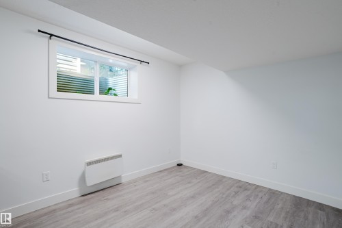 8722 150 Street Nw, Edmonton, AB - Indoor Photo Showing Other Room