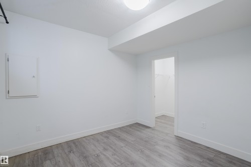 8722 150 Street Nw, Edmonton, AB - Indoor Photo Showing Other Room