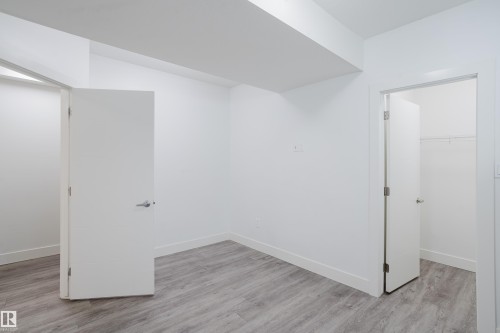 8722 150 Street Nw, Edmonton, AB - Indoor Photo Showing Other Room