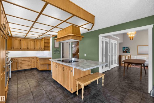 #35 53504 Rge Road 280, Rural Parkland County, AB - Indoor Photo Showing Kitchen