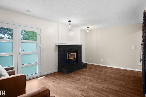 112 Gariepy Crescent Nw, Edmonton, AB 