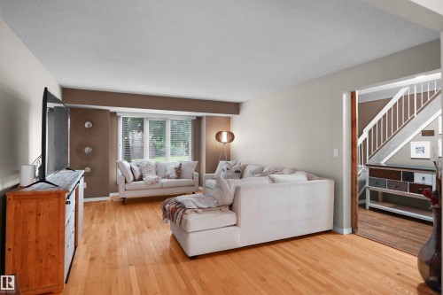 112 Gariepy Crescent Nw, Edmonton, AB 