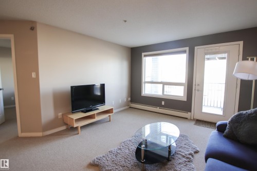 #7206 7327 South Terwillegar Dr Nw, Edmonton, AB - Indoor Photo Showing Living Room
