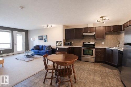 #7206 7327 South Terwillegar Dr Nw, Edmonton, AB - Indoor