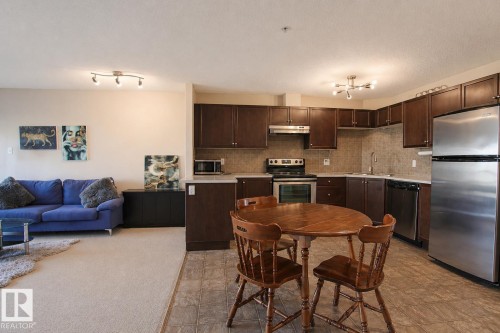 #7206 7327 South Terwillegar Dr Nw, Edmonton, AB - Indoor Photo Showing Kitchen With Stainless Steel Kitchen