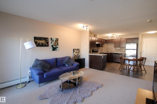 #7206 7327 South Terwillegar Dr Nw, Edmonton, AB - Indoor Photo Showing Living Room