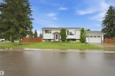 6903 151 Avenue Nw, Edmonton, AB  - Outdoor 