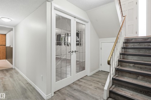 6903 151 Avenue Nw, Edmonton, AB - Indoor Photo Showing Other Room