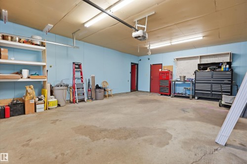 6903 151 Avenue Nw, Edmonton, AB - Indoor Photo Showing Garage