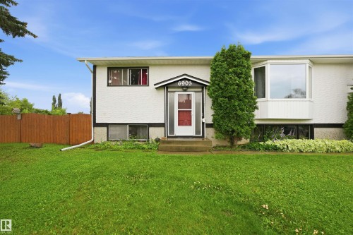 6903 151 Avenue Nw, Edmonton, AB - Outdoor