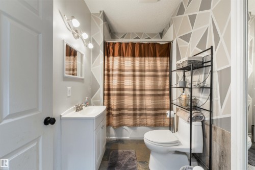 56010 Rge Road 20A, Rural Lac Ste. Anne County, AB - Indoor Photo Showing Bathroom