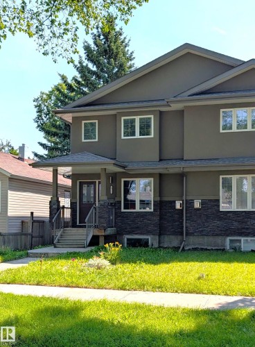 10711 70 Avenue Nw, Edmonton, AB - Outdoor