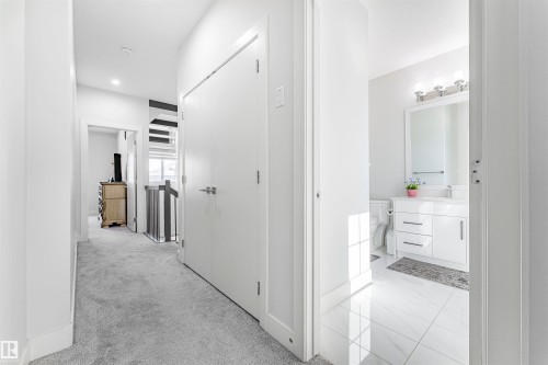 16212 32 Avenue Sw, Edmonton, AB - Indoor