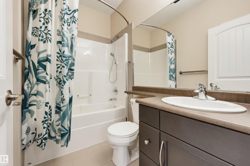 #110 6083 Maynard Wy Nw, Edmonton, AB - Indoor Photo Showing Bathroom