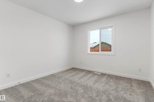 919 19 Avenue Nw, Edmonton, AB - Indoor Photo Showing Other Room