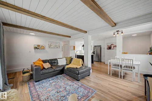 4305 43A Avenue, Leduc, AB - Indoor Photo Showing Living Room