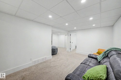 4305 43A Avenue, Leduc, AB - Indoor