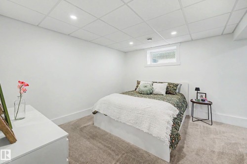 4305 43A Avenue, Leduc, AB - Indoor Photo Showing Bedroom