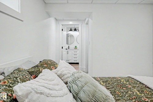 4305 43A Avenue, Leduc, AB - Indoor Photo Showing Bedroom