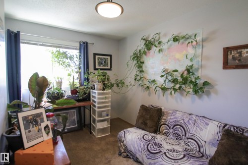 10D Twin Terrace Nw, Edmonton, AB - Indoor