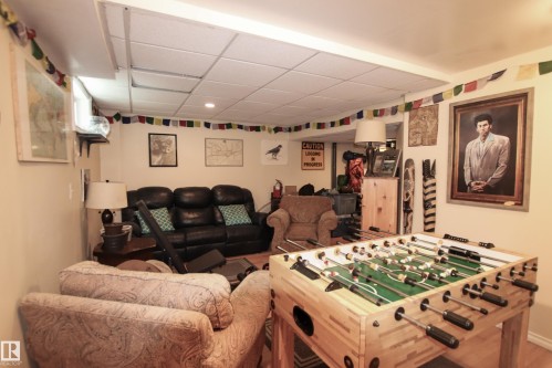 10D Twin Terrace Nw, Edmonton, AB - Indoor