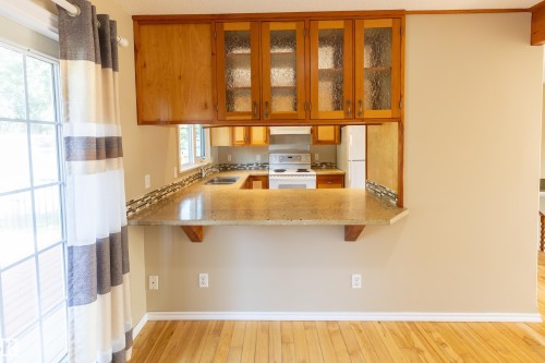 1108 39 Street Nw, Edmonton, AB - Indoor Photo Showing Kitchen