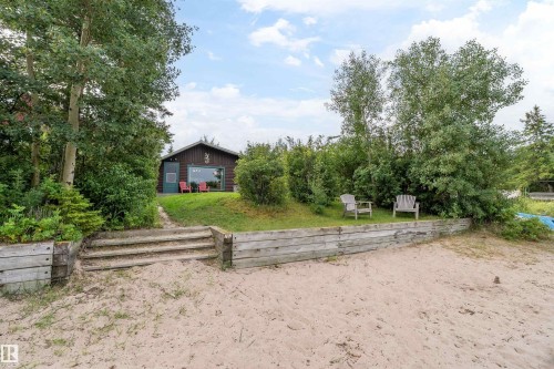 207 1St Avenue, Rural Wetaskiwin County, AB - Outdoor