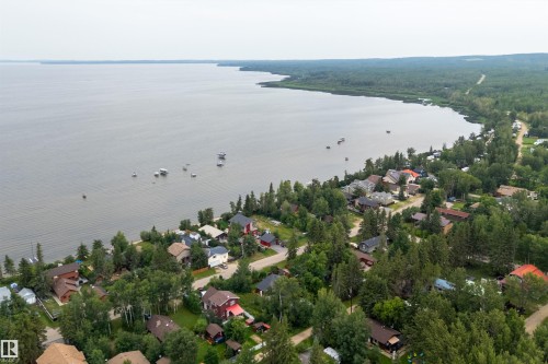 207 1St Avenue, Rural Wetaskiwin County, AB - Outdoor With Body Of Water With View