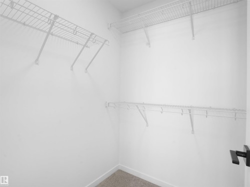 652 Uplands Drive Nw, Edmonton, AB - Indoor With Storage