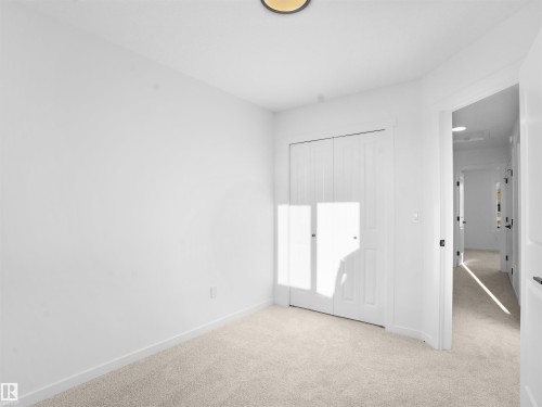 652 Uplands Drive Nw, Edmonton, AB - Indoor Photo Showing Other Room