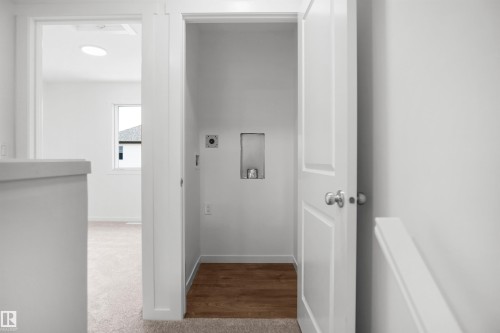 #35 1009 Cy Becker Rd Nw, Edmonton, AB - Indoor Photo Showing Other Room