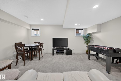 1116 Hainstock Green Sw, Edmonton, AB - Indoor