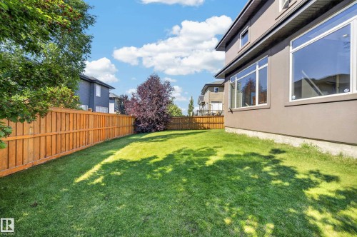 1116 Hainstock Green Sw, Edmonton, AB - Outdoor