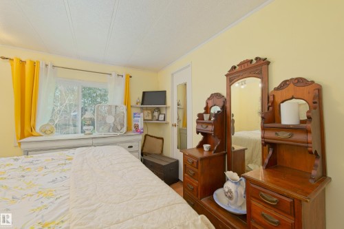 5318 Twp Rd 612, Rural Barrhead County, AB - Indoor Photo Showing Bedroom