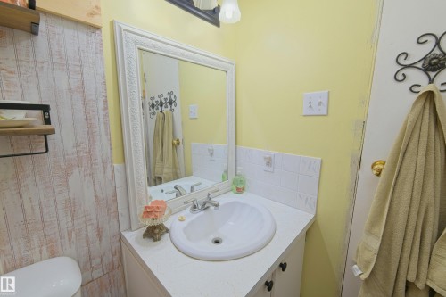 5318 Twp Rd 612, Rural Barrhead County, AB - Indoor Photo Showing Bathroom