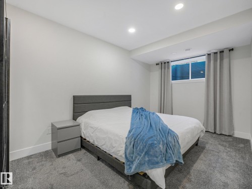 1214 Eaton Lane Nw, Edmonton, AB - Indoor Photo Showing Bedroom