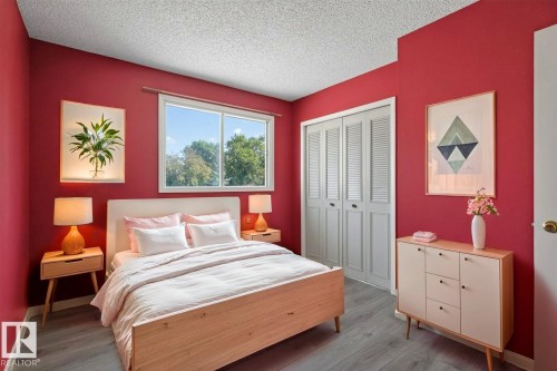 1501 Lakeside Green, St. Albert, AB - Indoor Photo Showing Bedroom